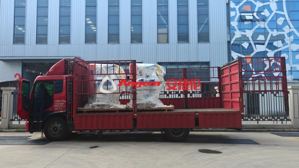 自动滚喷机顺利交付稀土永磁客户 精准破解磁材喷涂痛点