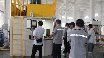 上海橡胶制品客户打样测试——AJL.ZP-40型自动喷胶机